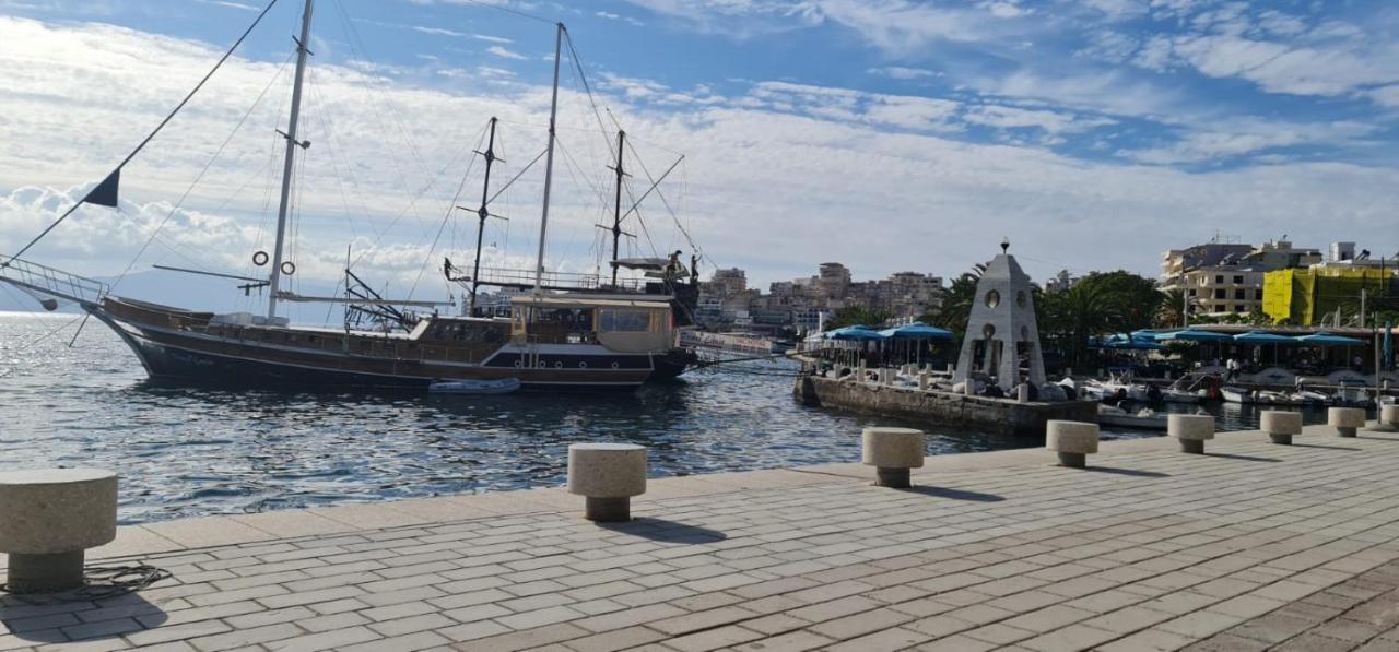 Saranda City Center & Beach Apartament 2 Bed Room Kültér fotó