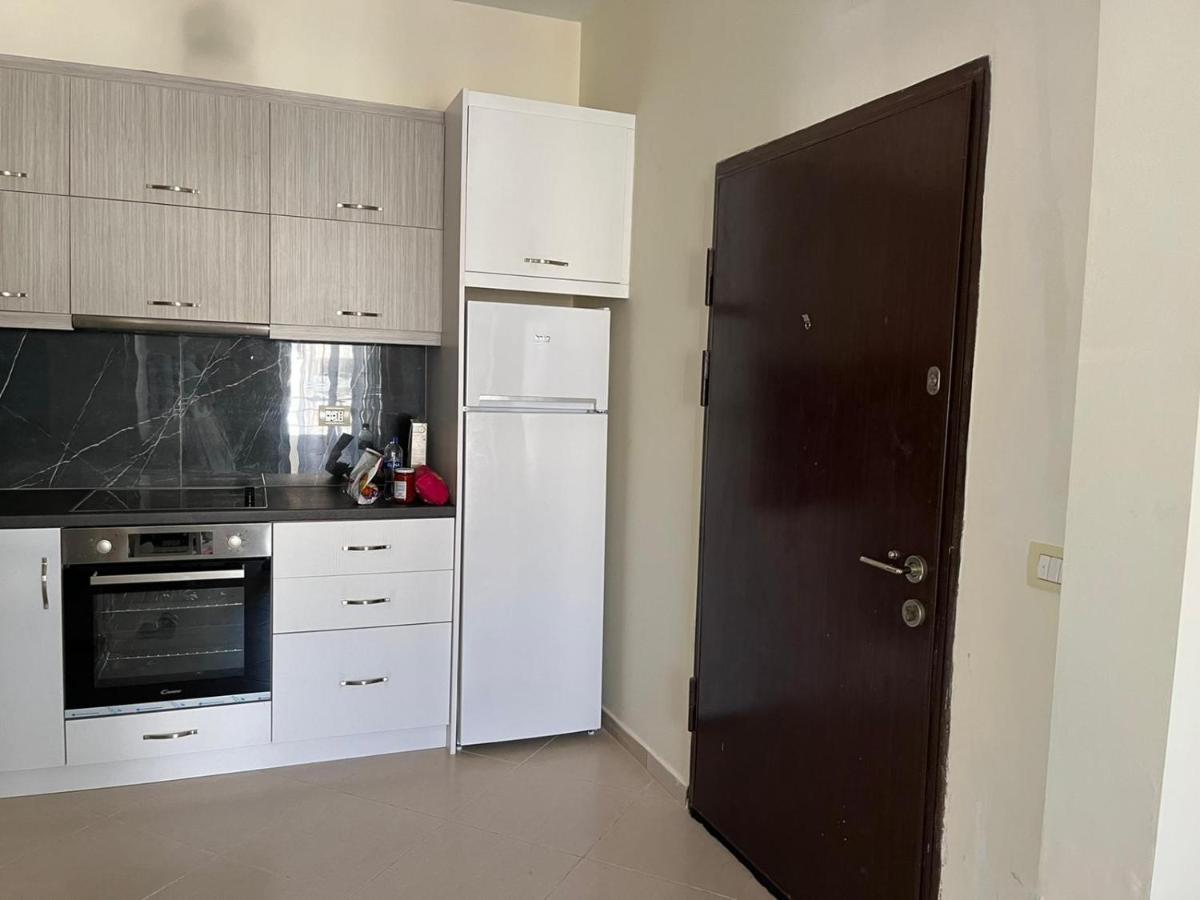Saranda City Center & Beach Apartament 2 Bed Room Kültér fotó