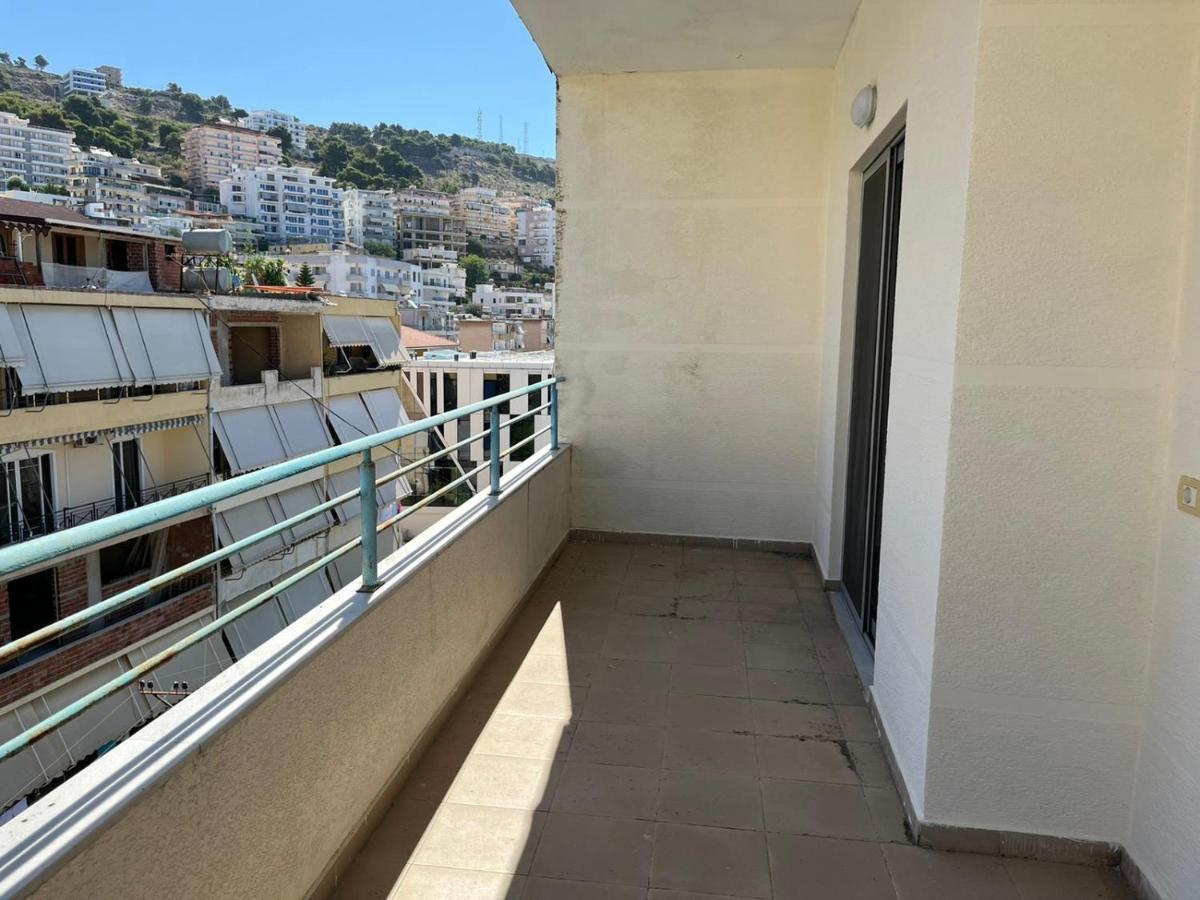 Saranda City Center & Beach Apartament 2 Bed Room Kültér fotó